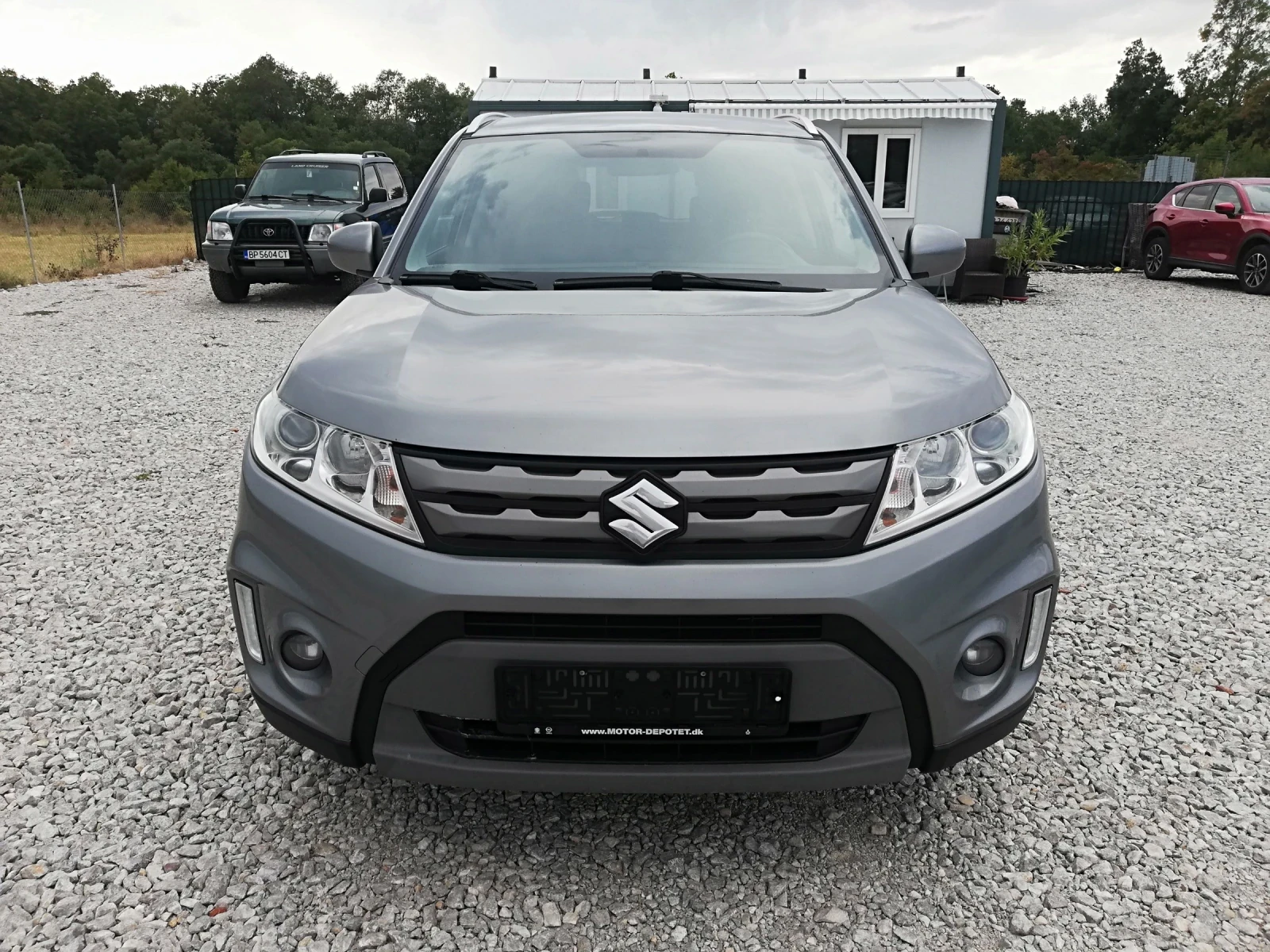 Suzuki Vitara 1.6I KLIMA KAMERA, снимка 2 - Автомобили и джипове - 55832640