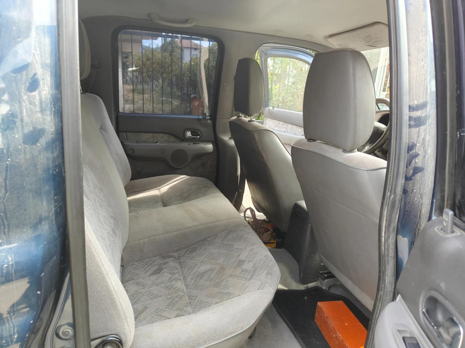 Mazda B2500 Пикап, снимка 7 - Автомобили и джипове - 56292875