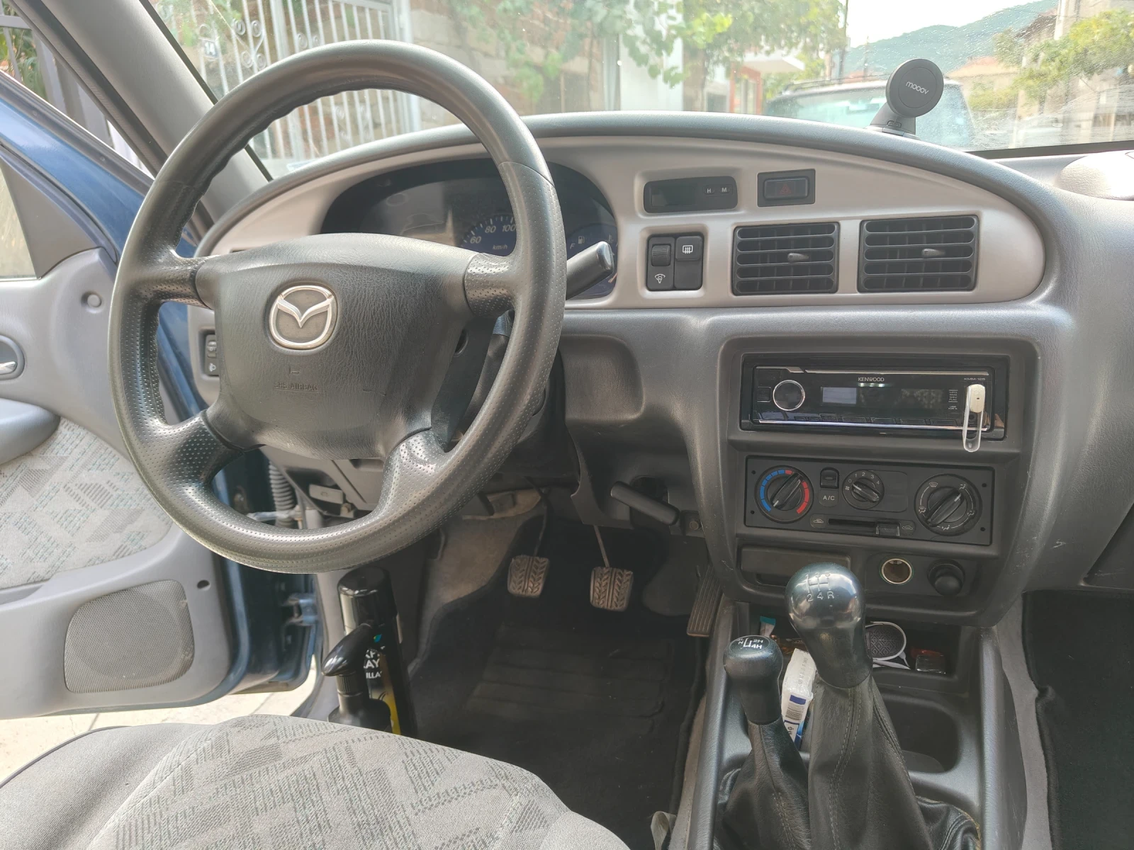 Mazda B2500 Пикап, снимка 9 - Автомобили и джипове - 56292875
