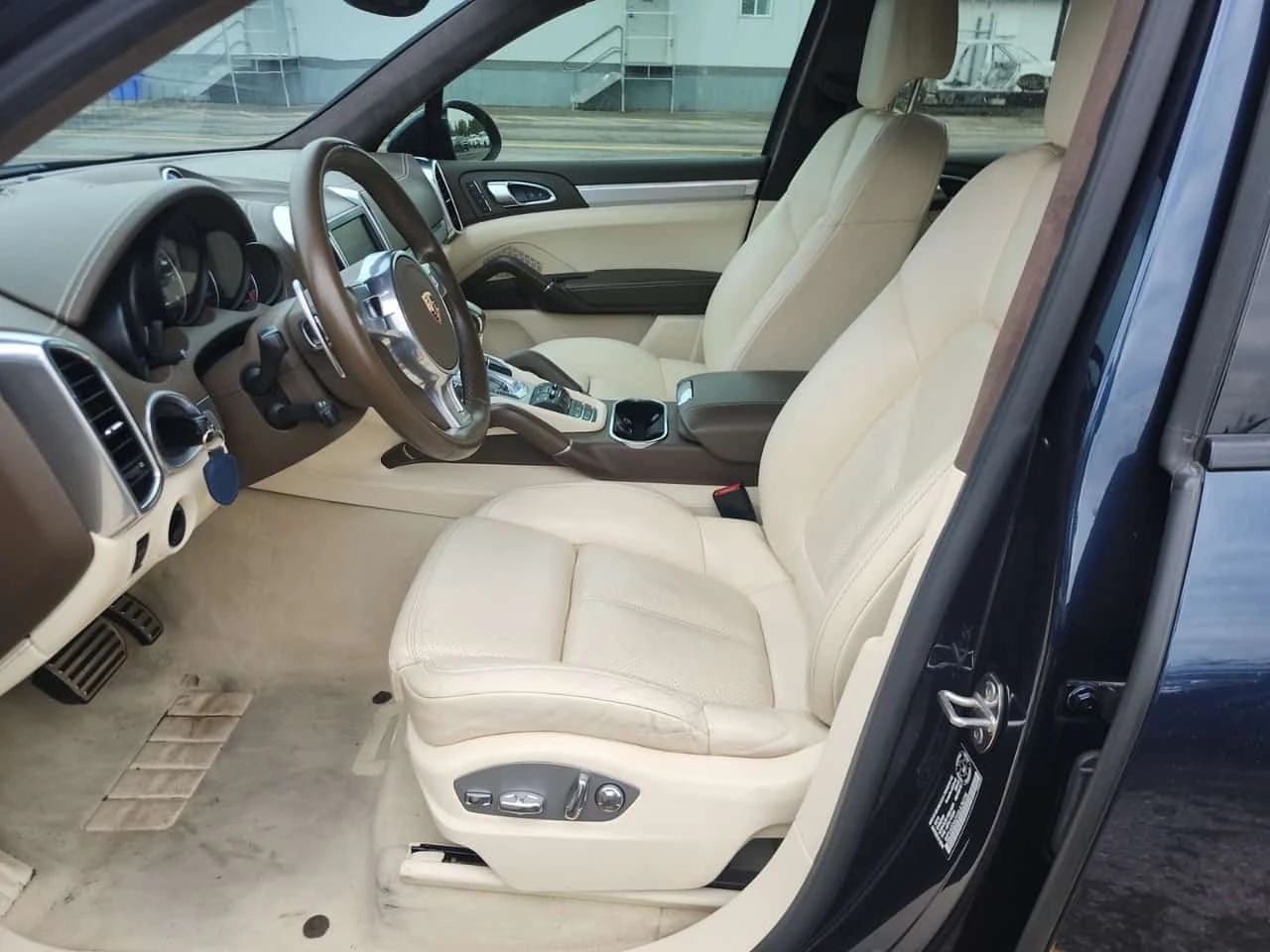 Porsche Cayenne  Gts / CARFAX / ЦЕНА ДО БЪЛГАРИЯ, снимка 9 - Автомобили и джипове - 56327647