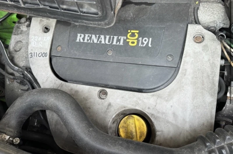 Renault Trafic 1.9, снимка 9 - Бусове и автобуси - 48461111