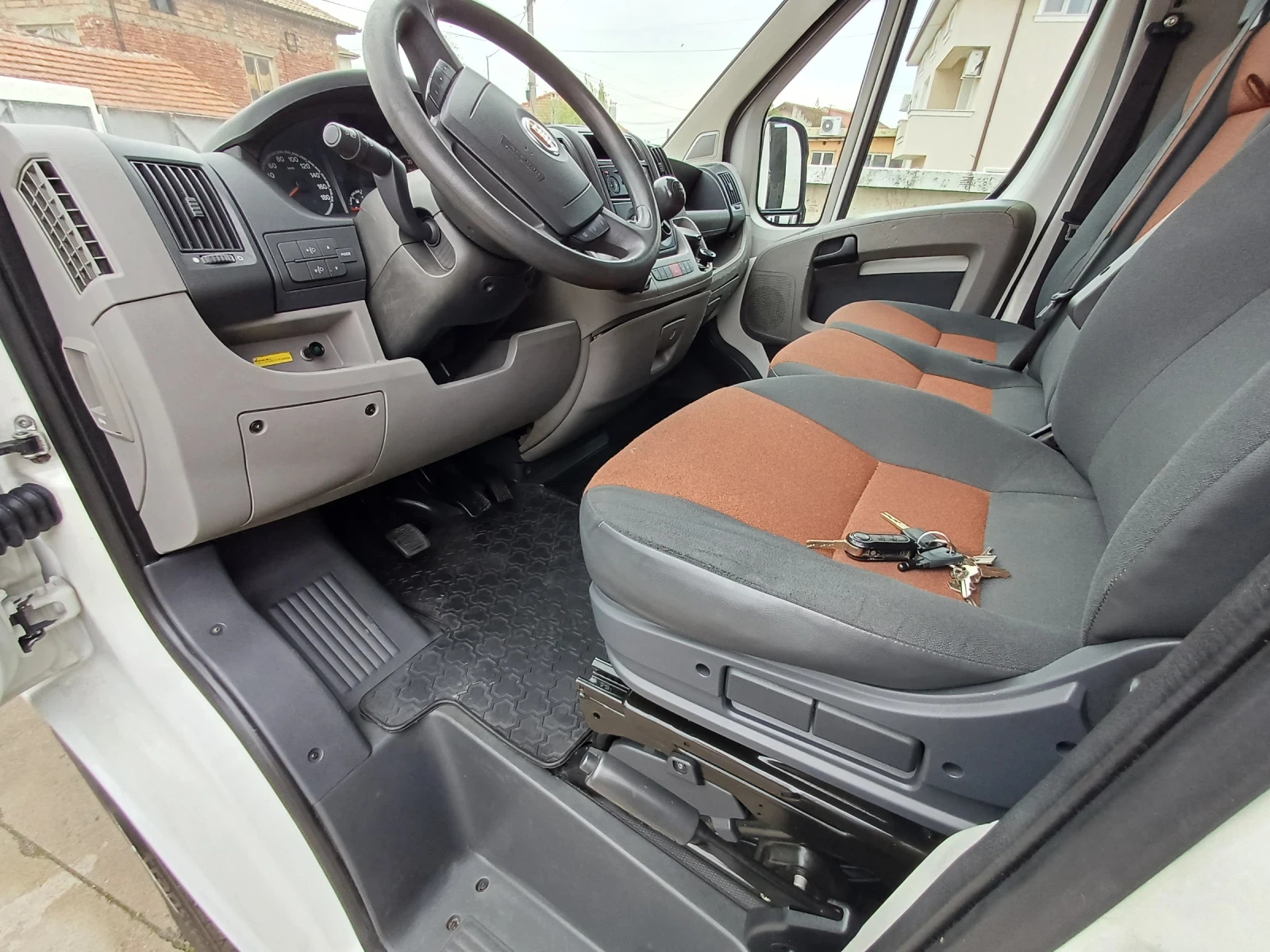 Fiat Ducato MJet, снимка 9 - Бусове и автобуси - 54260109