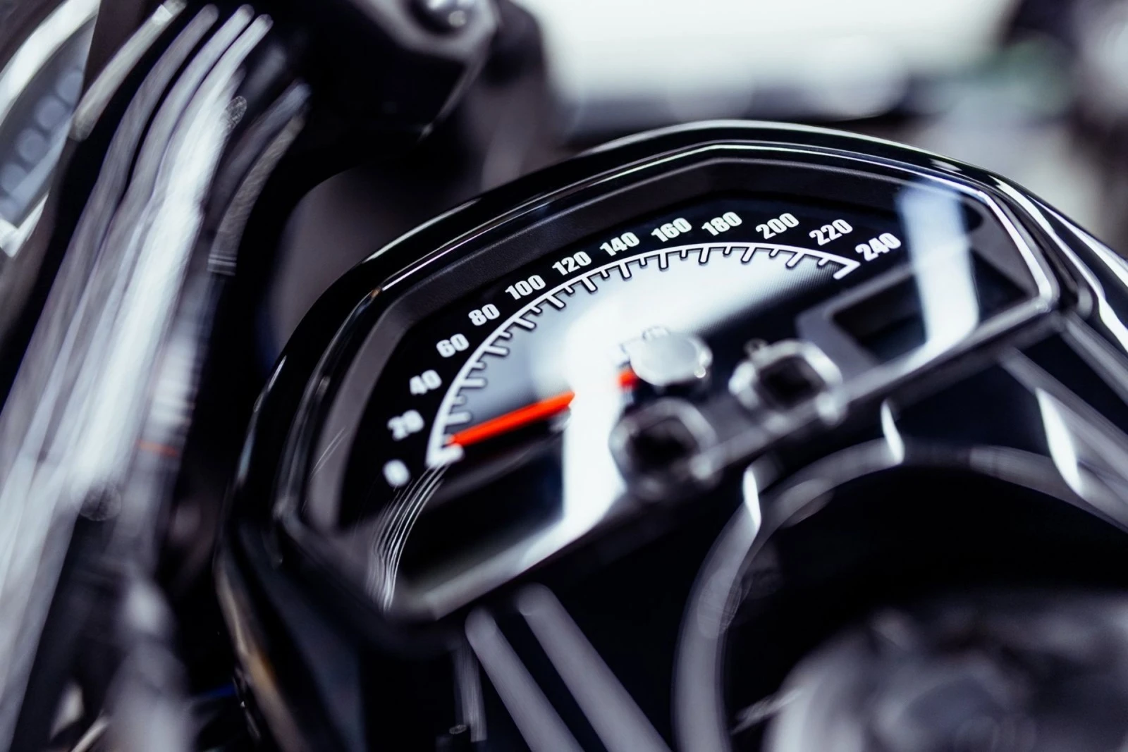 Suzuki Boulevard B.O.S.S. EDITION M109R | Mobile.bg   13