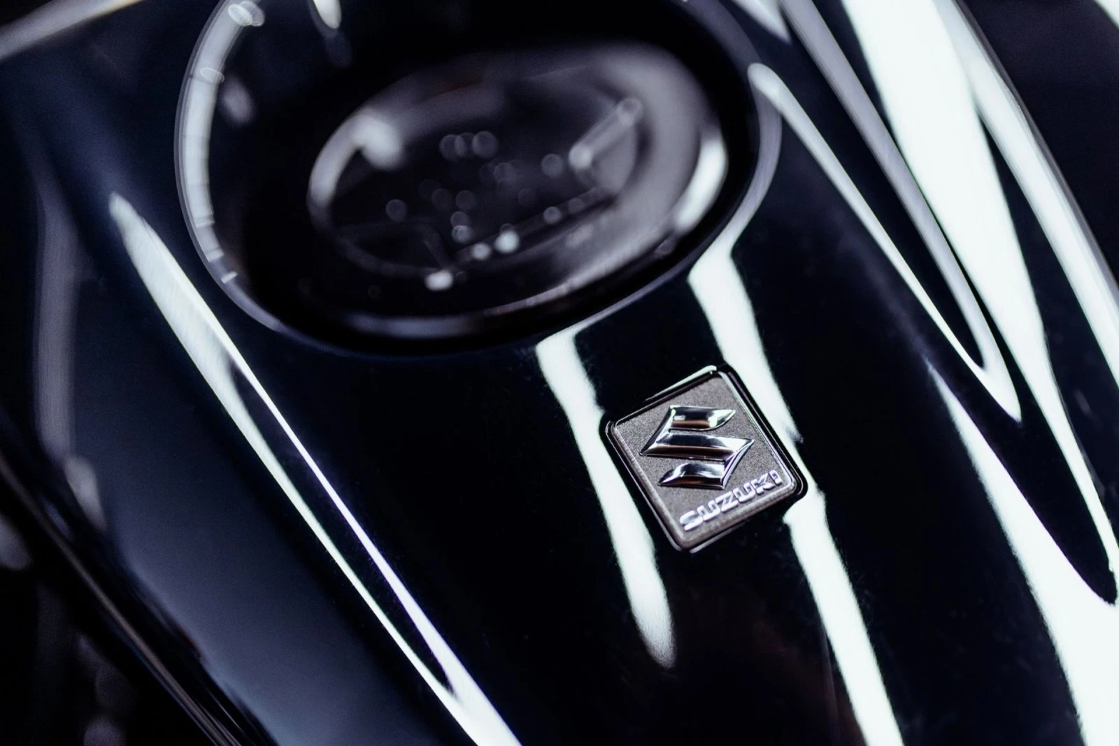 Suzuki Boulevard B.O.S.S. EDITION M109R | Mobile.bg   12