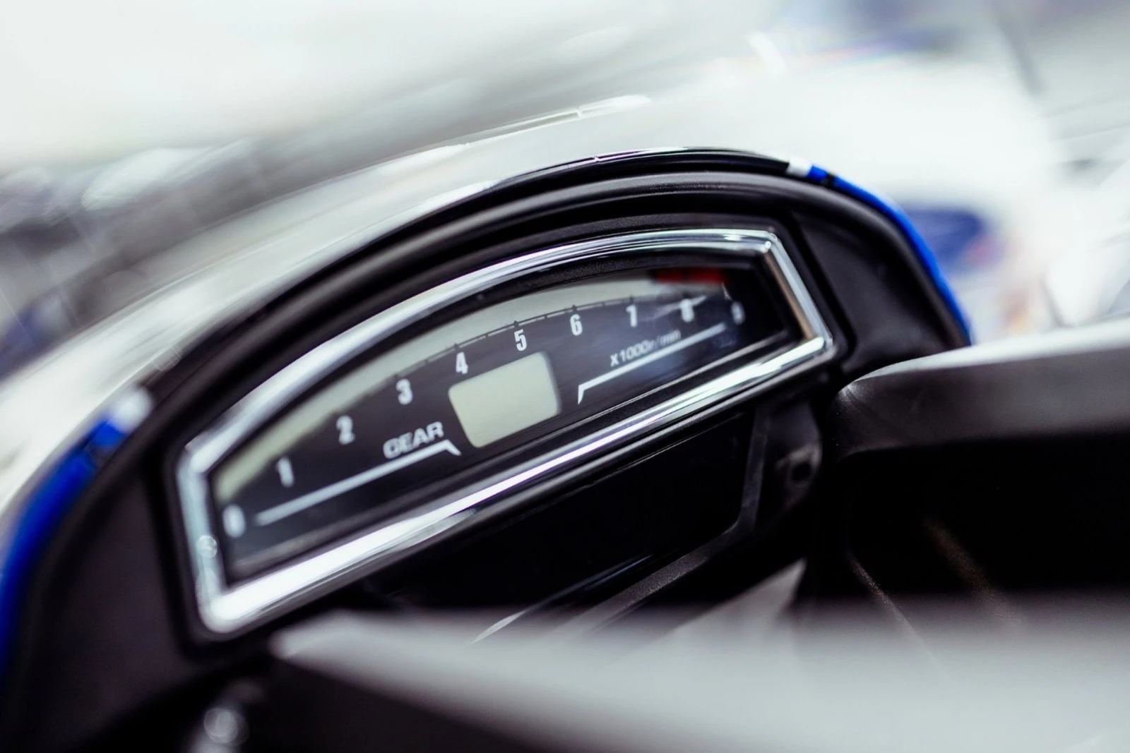 Suzuki Boulevard B.O.S.S. EDITION M109R | Mobile.bg   11