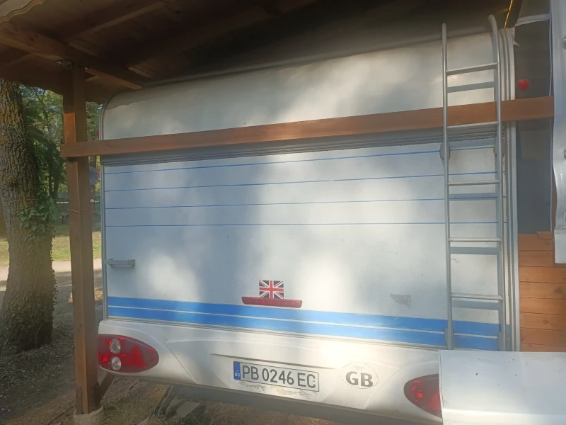 Каравана Hobby Prestige 560 KMFE, снимка 3 - Каравани и кемпери - 52683343