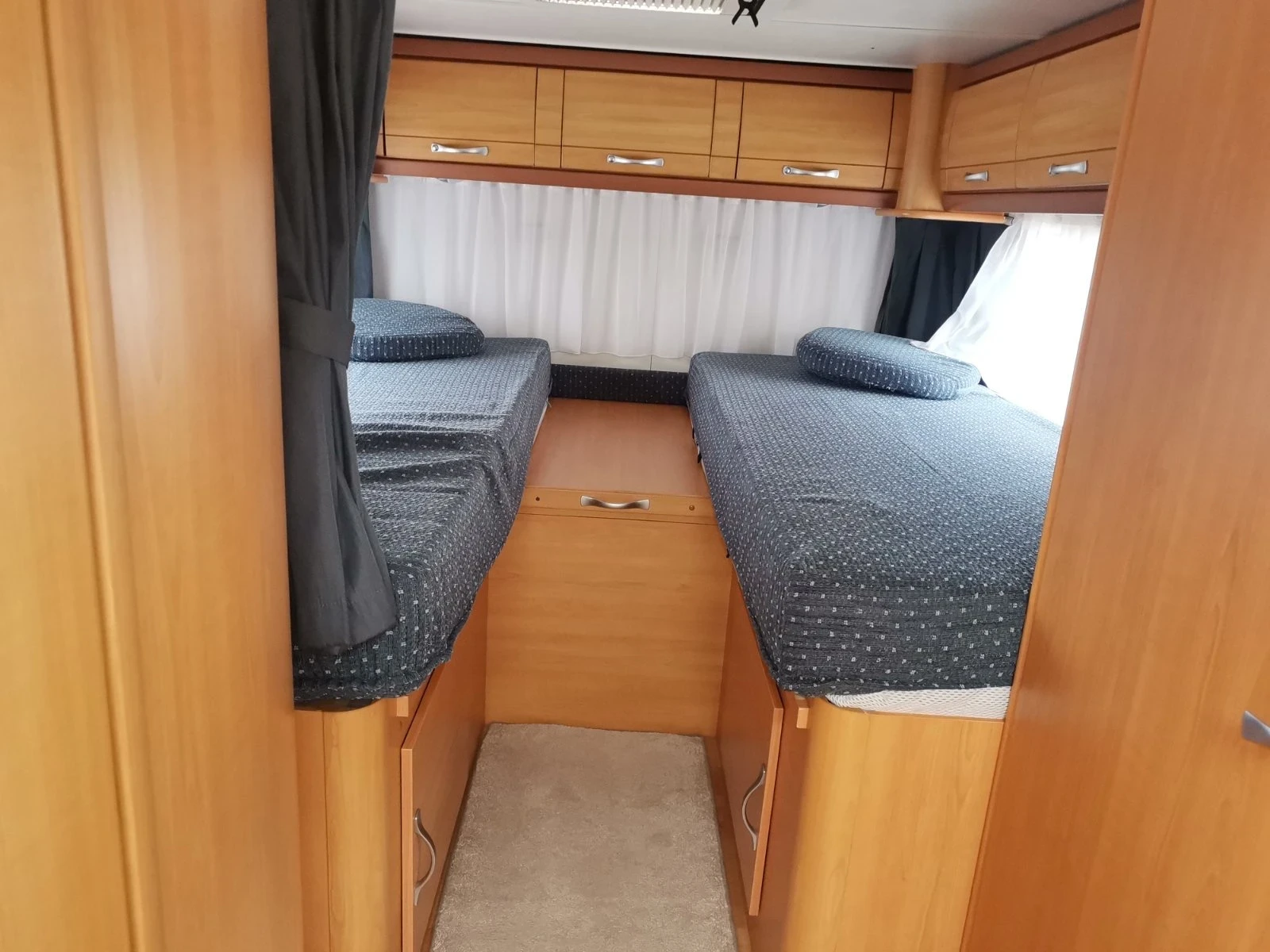 Кемпер HYMER / ERIBA LMC Liberty , снимка 13 - Каравани и кемпери - 54568648