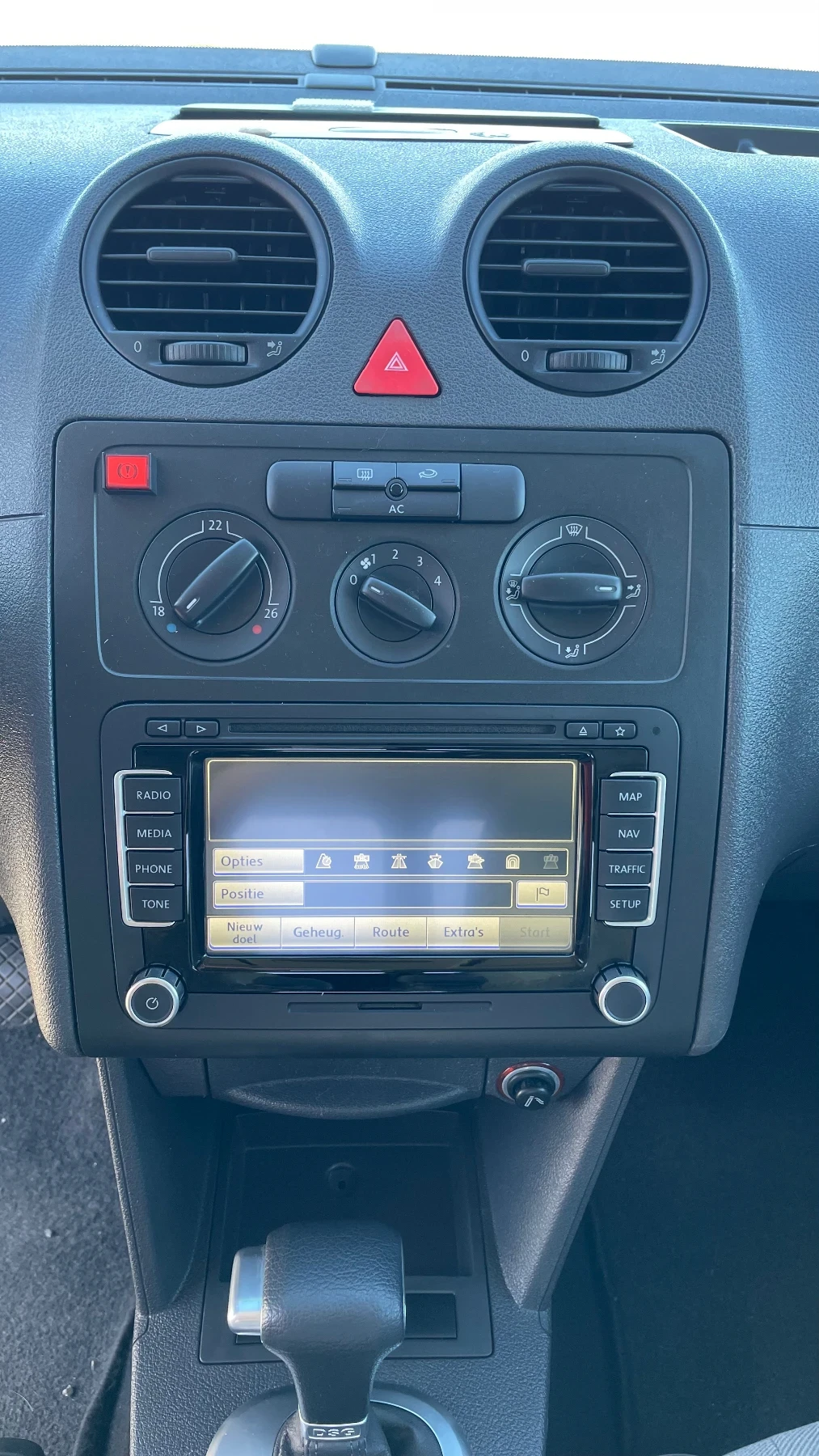 Кемпер VW MAXI, снимка 6 - Каравани и кемпери - 56345892