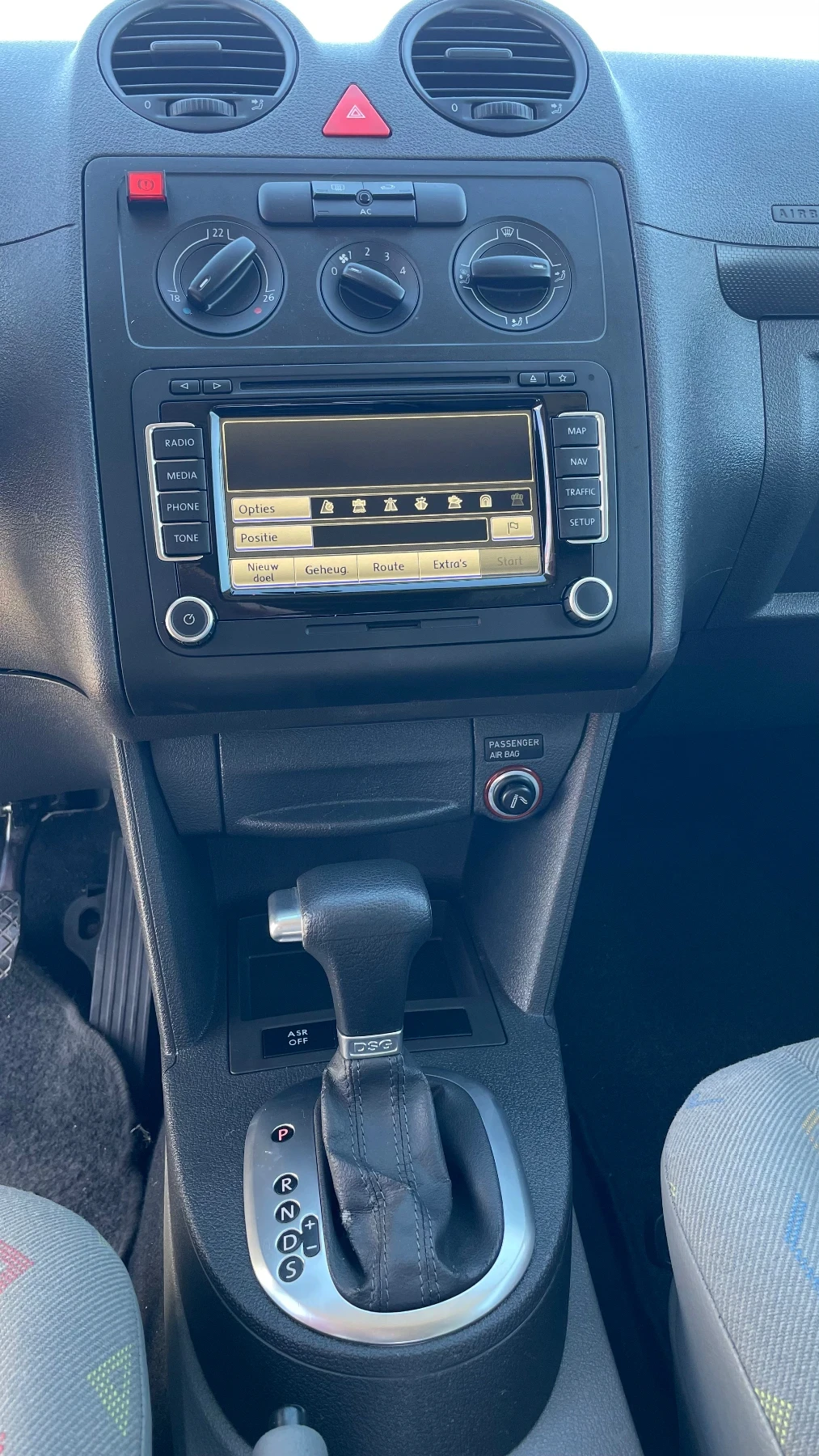 Кемпер VW MAXI, снимка 7 - Каравани и кемпери - 56345892