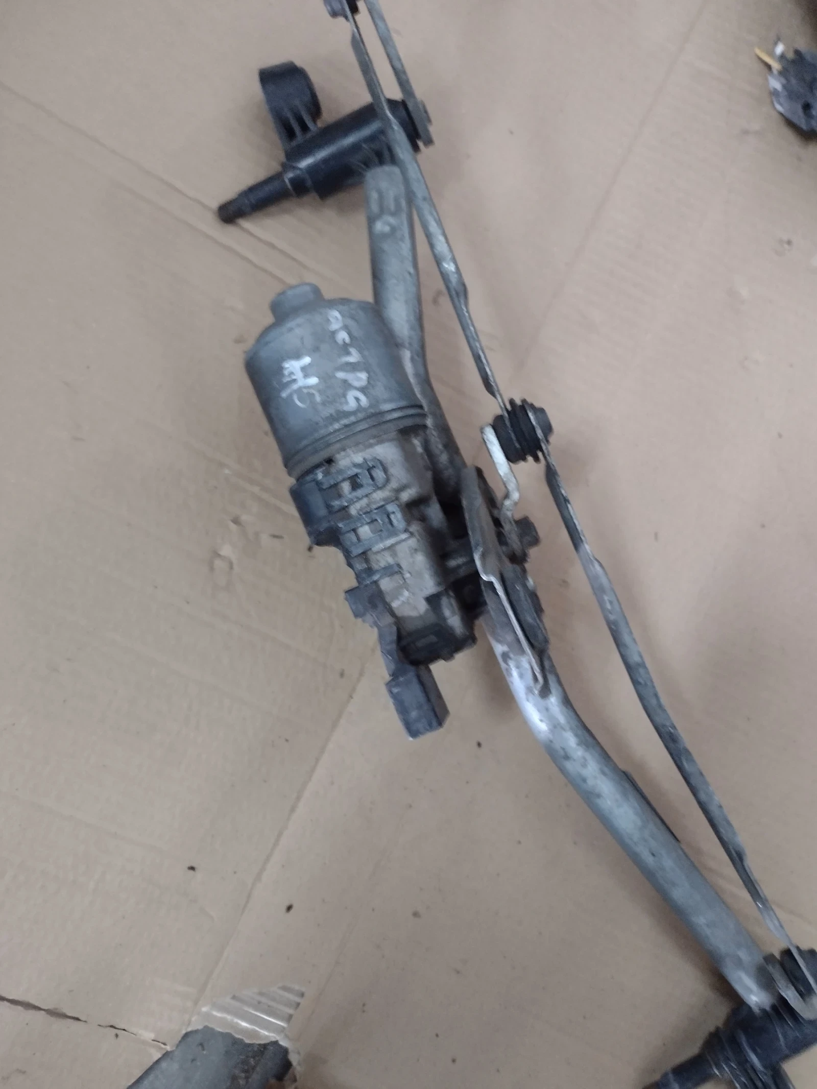 3397020632       OPEL ASTRA H  131 11 211 LHD  0390241538 | Mobile.bg   4