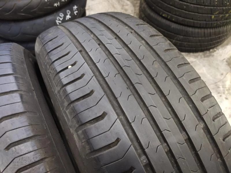 Гуми Летни 215/60R17, снимка 4 - Гуми и джанти - 33339923