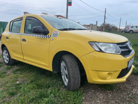 Dacia Sandero 1.5, снимка 3 - Автомобили и джипове - 45148348