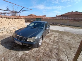 Mercedes-Benz C 200, снимка 7