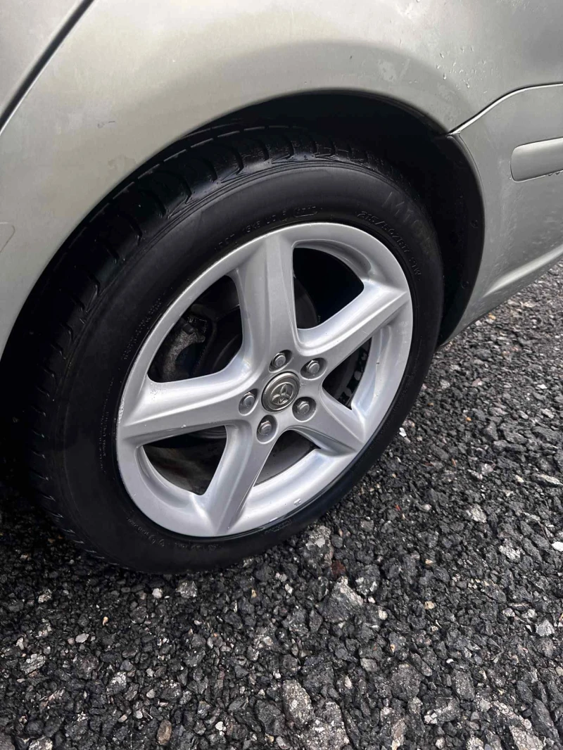 Toyota Avensis 2.2 D-4D 150кс. НА ЧАСТИ, снимка 10 - Автомобили и джипове - 52557079