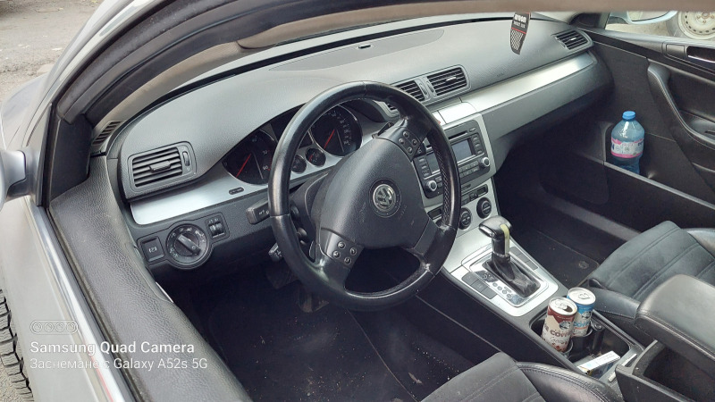 VW Passat Комби, снимка 5 - Автомобили и джипове - 46421079