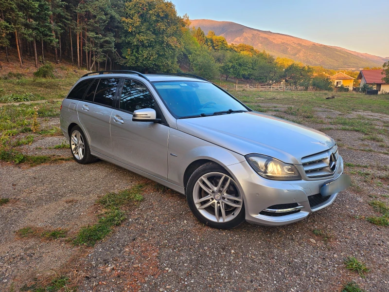 Mercedes-Benz C 220, снимка 7 - Автомобили и джипове - 47530203