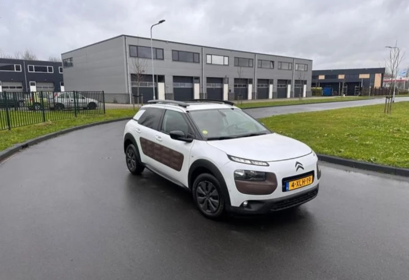 Citroen C4 Cactus 1.6HDI Evro6, снимка 1 - Автомобили и джипове - 48638800