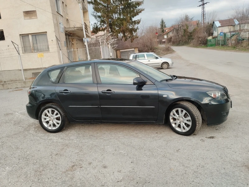 Mazda 3, снимка 2 - Автомобили и джипове - 48983711