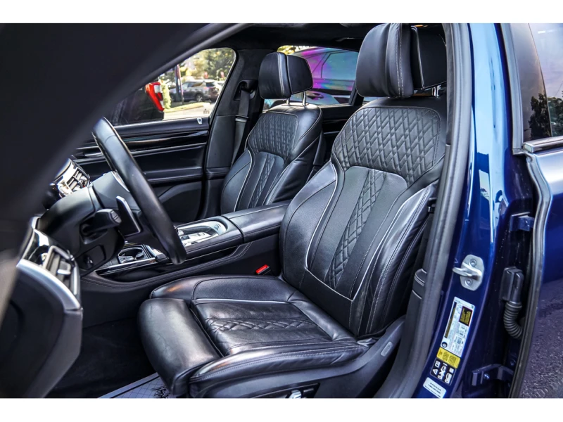 BMW 750 xDrive ///M/DISTRONIC/HEAD-UP/МАСАЖ/ОБДУХВАНЕ/FULL, снимка 6 - Автомобили и джипове - 53070696