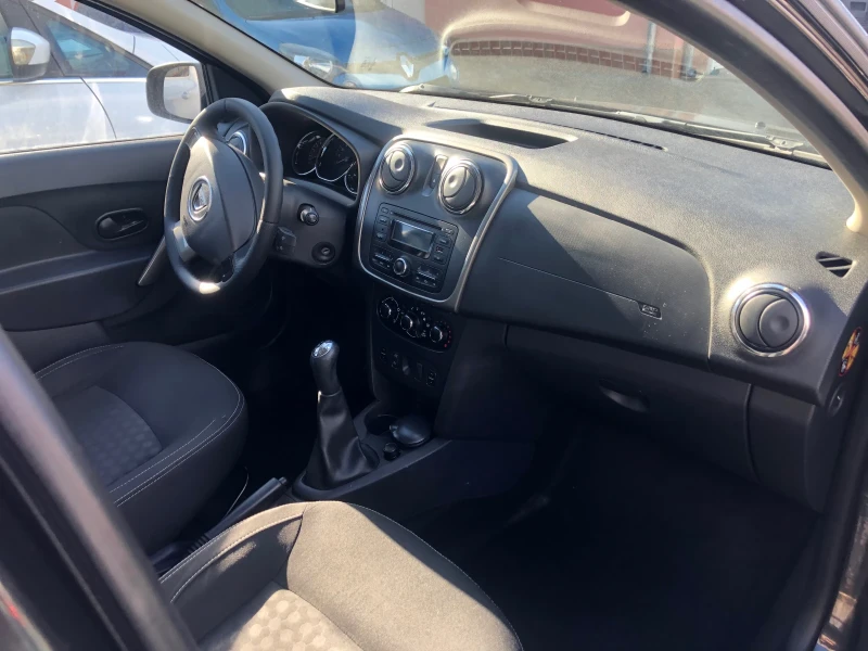 Dacia Logan 1.5dci, снимка 10 - Автомобили и джипове - 53114889