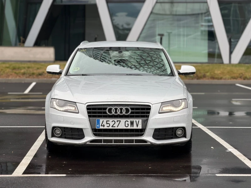 Audi A4 2.0TDI Лизинг през Уникредит по 120евро на месец, снимка 2 - Автомобили и джипове - 53244405