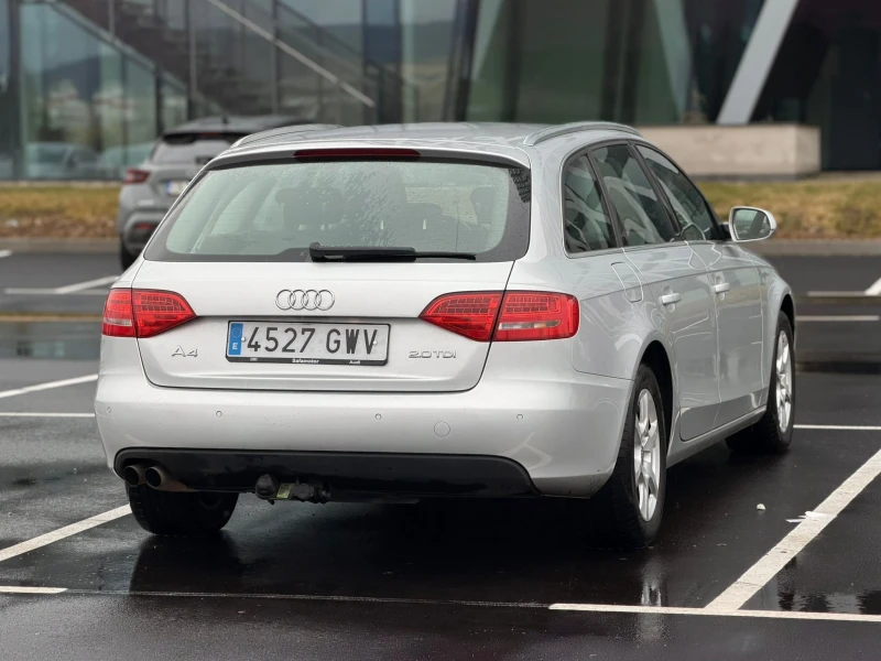 Audi A4 2.0TDI Лизинг през Уникредит по 120евро на месец, снимка 6 - Автомобили и джипове - 53244405