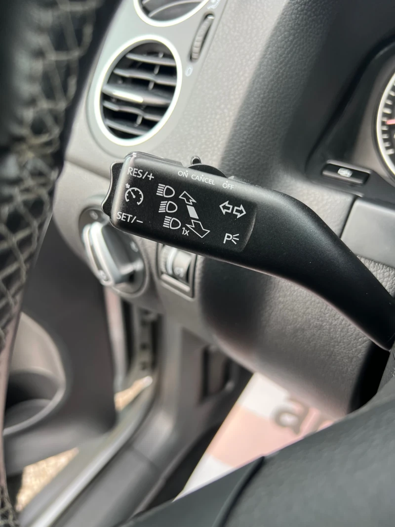 VW Golf Plus 1.4TSI АВТОМАТИК/ ВИСОКО НИВО НА ОБОРУДВАНЕ, снимка 17 - Автомобили и джипове - 53393391