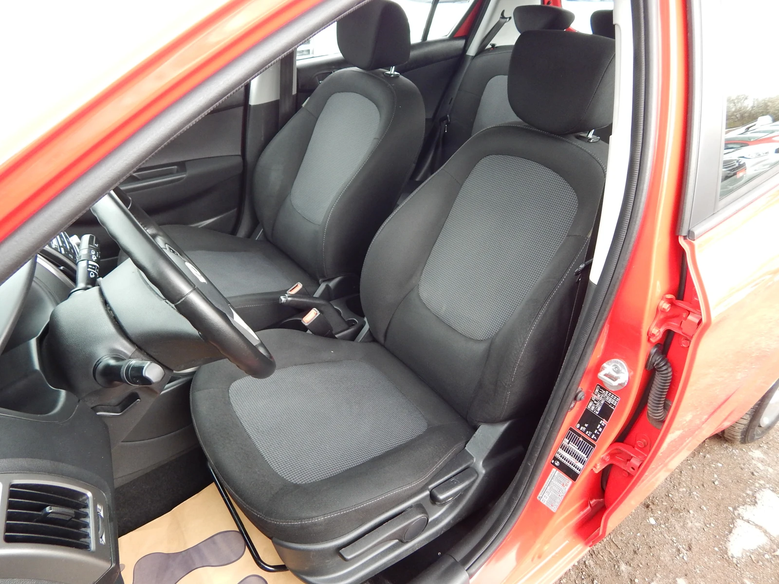 Hyundai I20 1.4i* *  | Mobile.bg   11