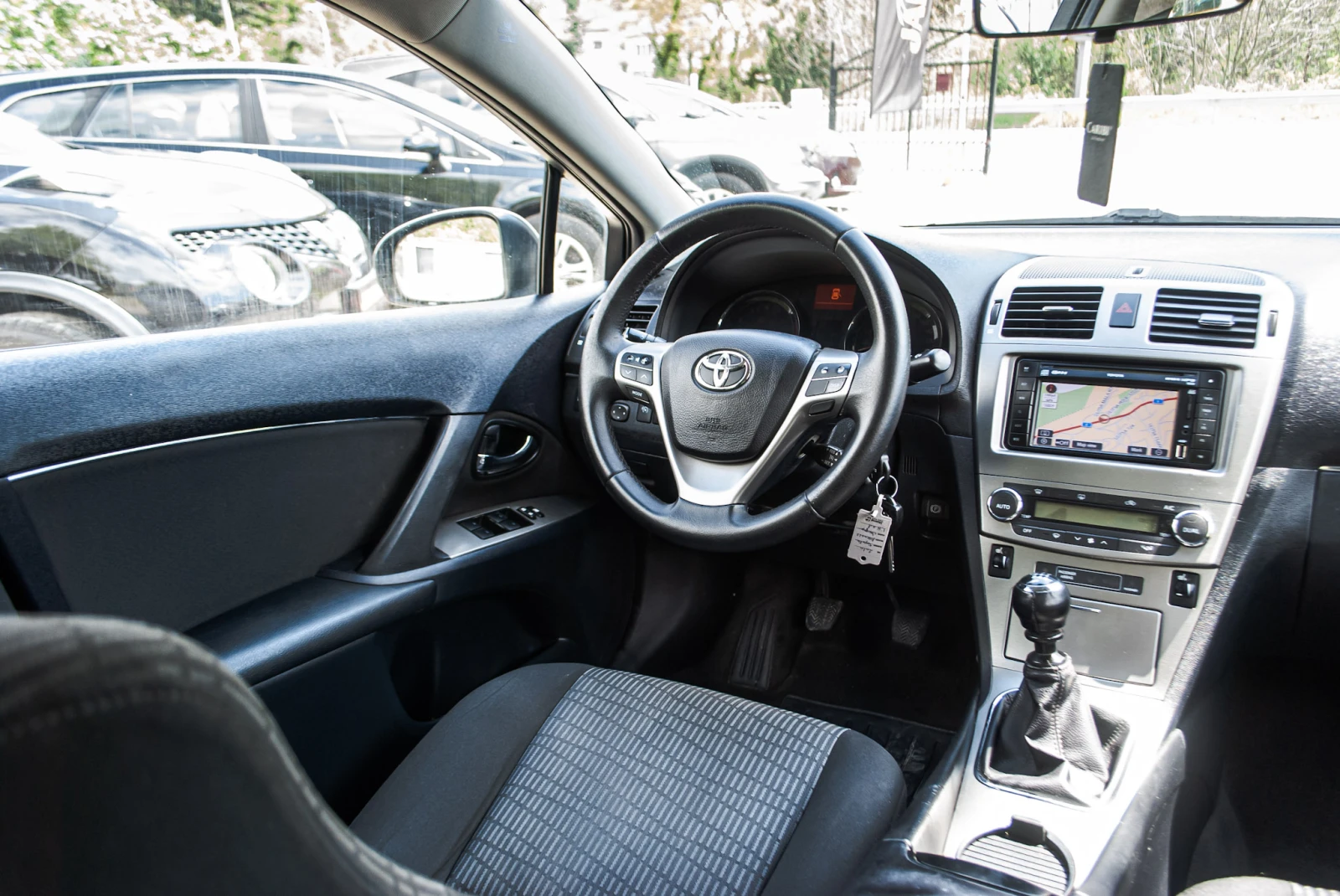 Toyota Avensis 1.8 VVT-I 147hp С ГАРАНЦИЯ! - изображение 8