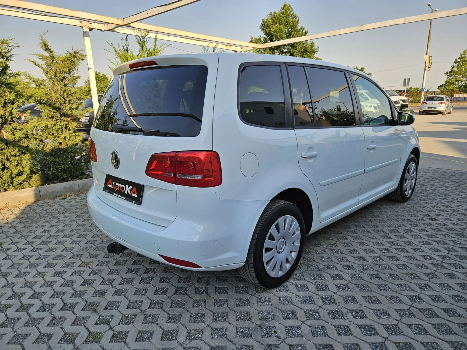 VW Touran 2.0TDI-140КС= АВТОМАТ= АВТОПИЛОТ= НАВИ= 2014г - изображение 3