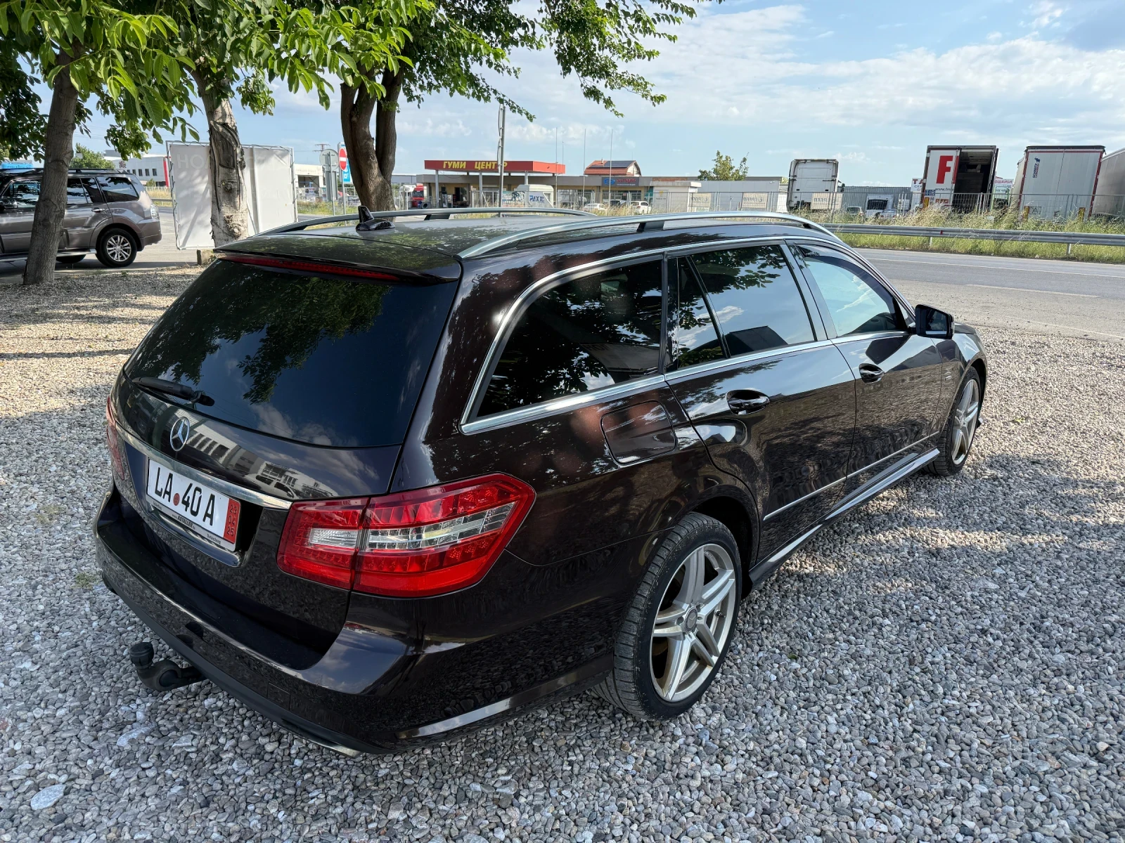 Mercedes-Benz E 350 3.0 265 4matic - изображение 6