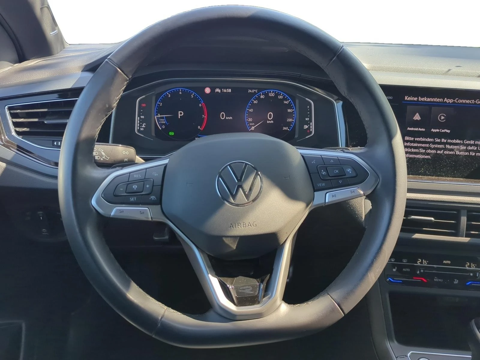VW Taigo 1.0 TSI* R-LINE* DSG* MATRIX* KEYLESS* DISTRONIC*  - изображение 6