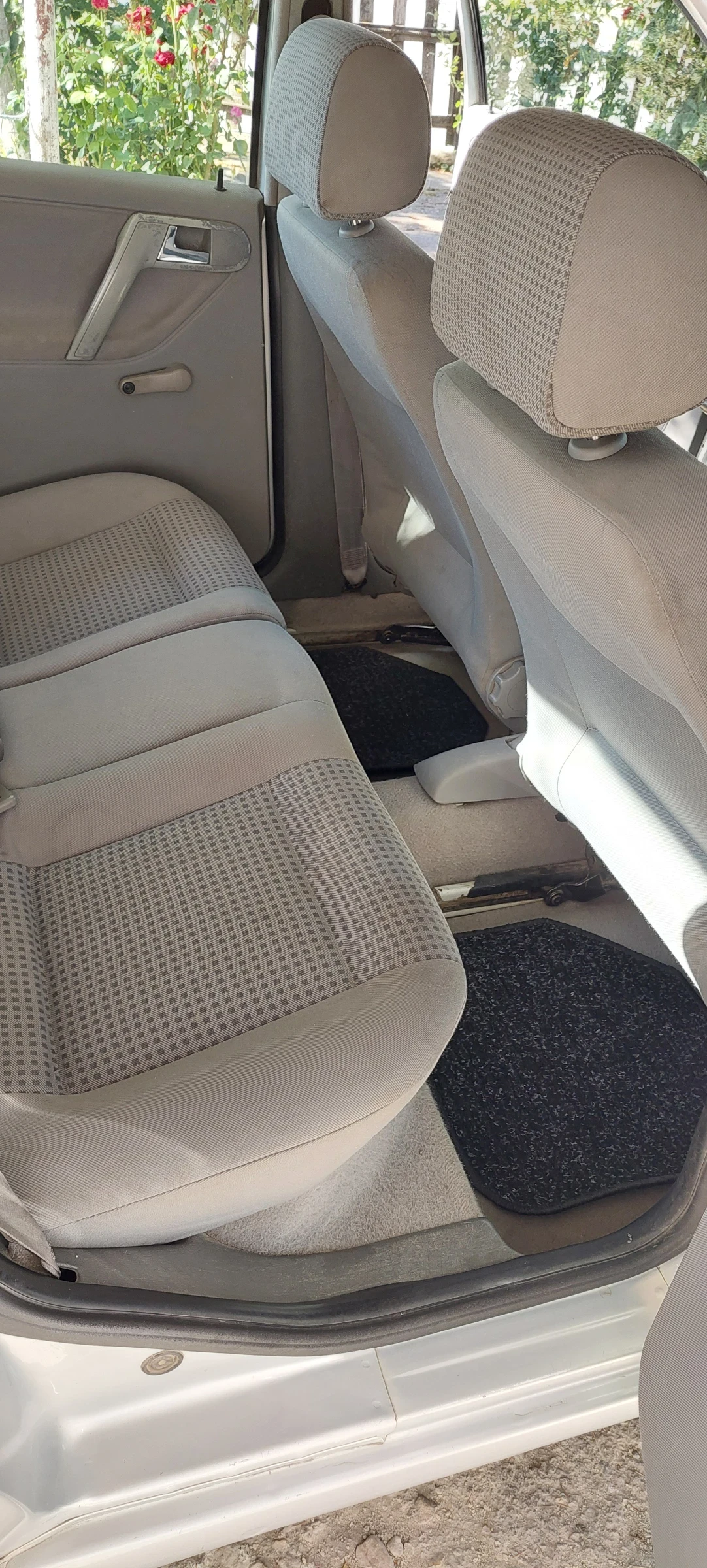 VW Polo 1.4 MPI - изображение 7