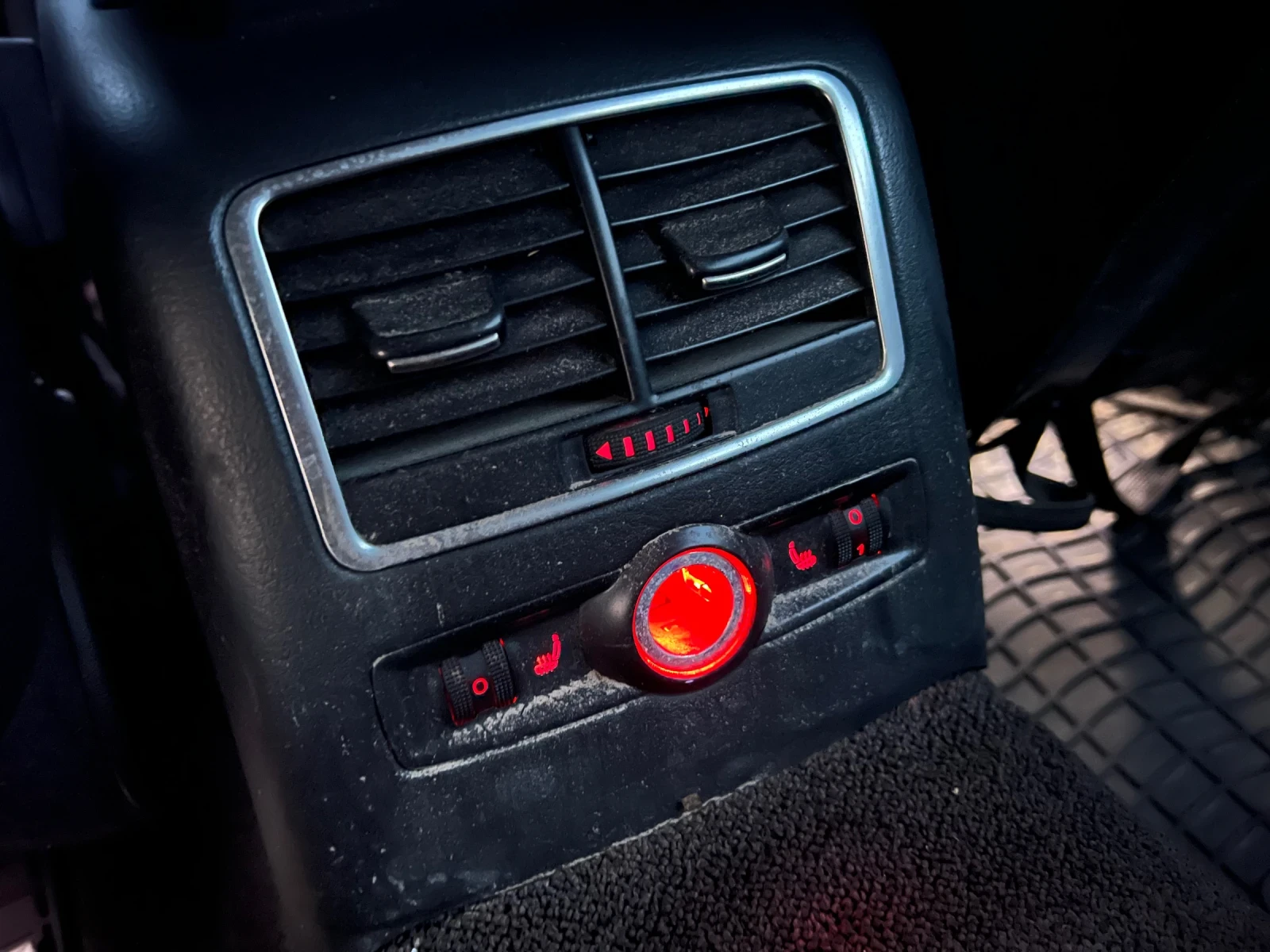 Audi A6 3.0 239      | Mobile.bg   8