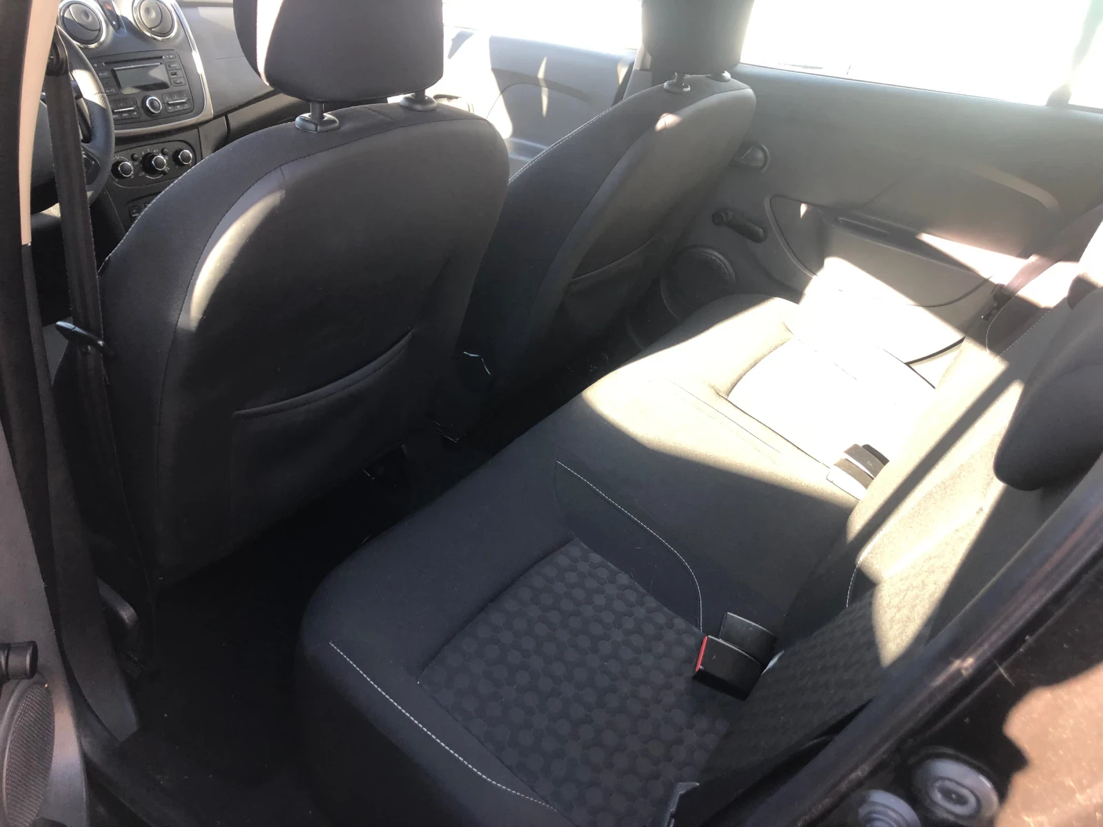 Dacia Logan 1.5dci - изображение 9