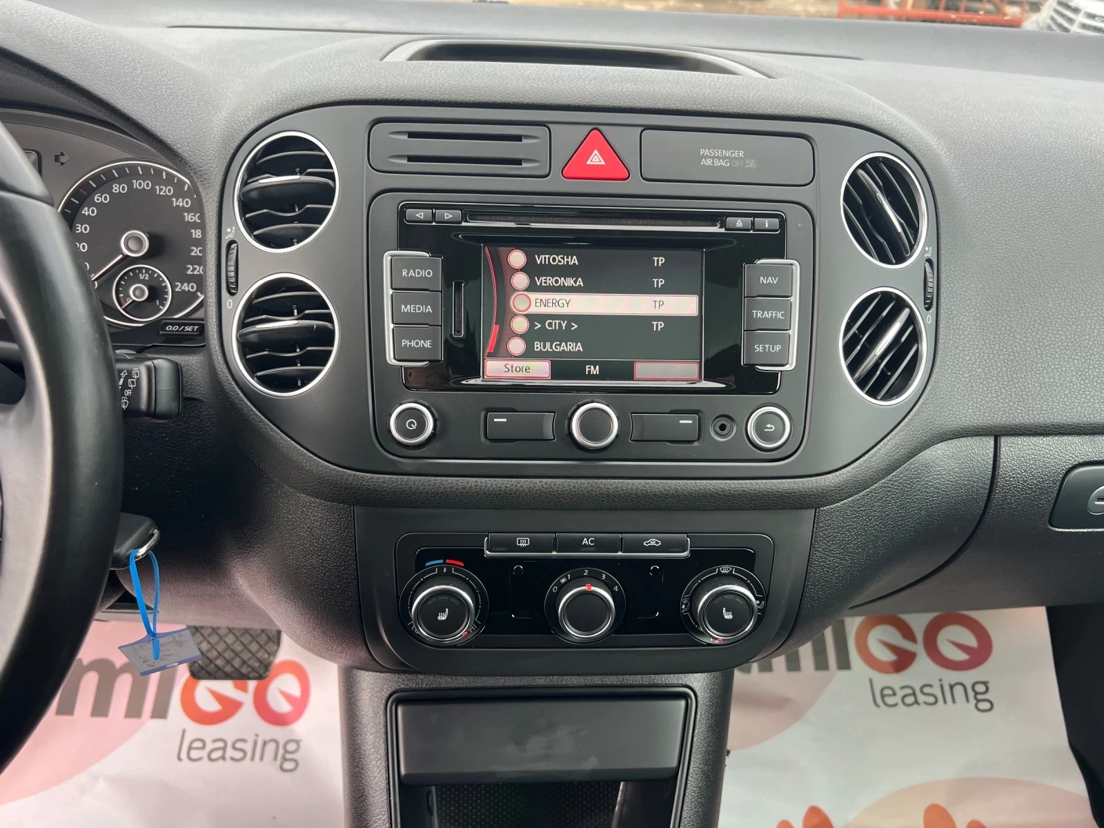 VW Golf Plus 1.4TSI АВТОМАТИК/ ВИСОКО НИВО НА ОБОРУДВАНЕ - изображение 8