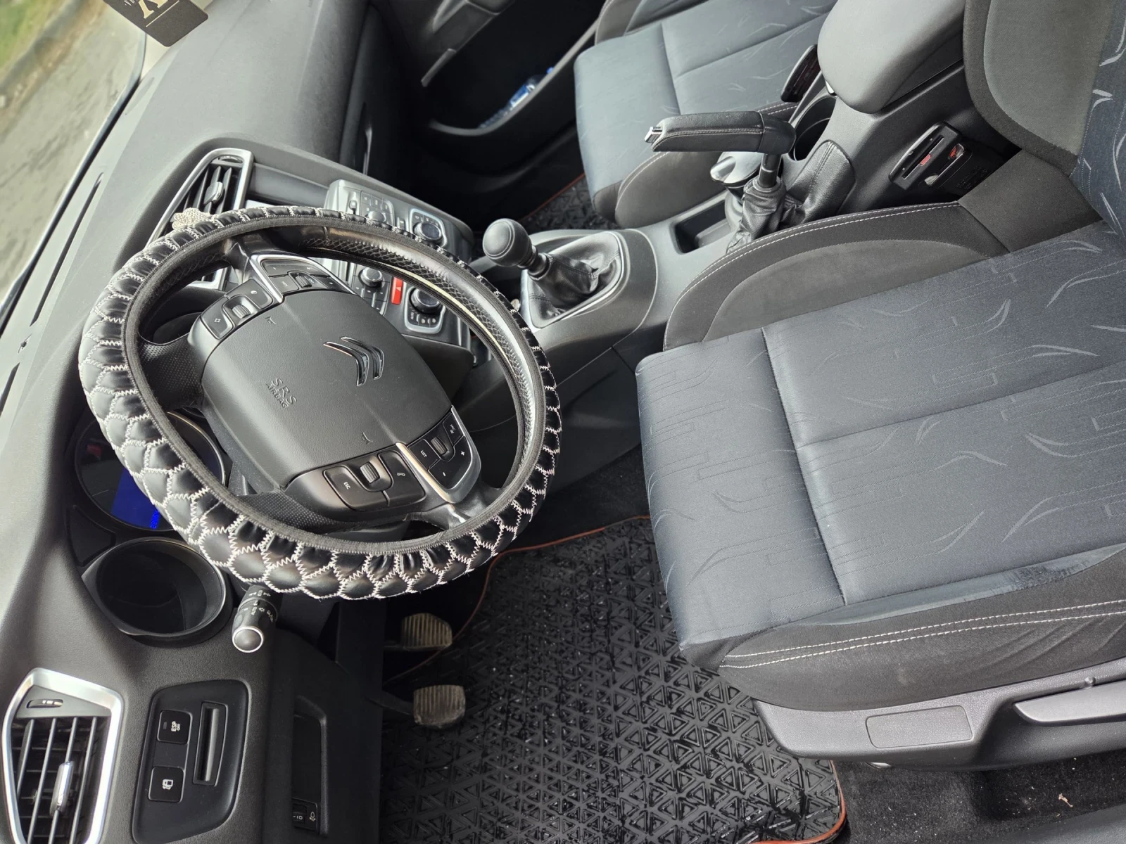 Citroen C4, снимка 7 - Автомобили и джипове - 53924746