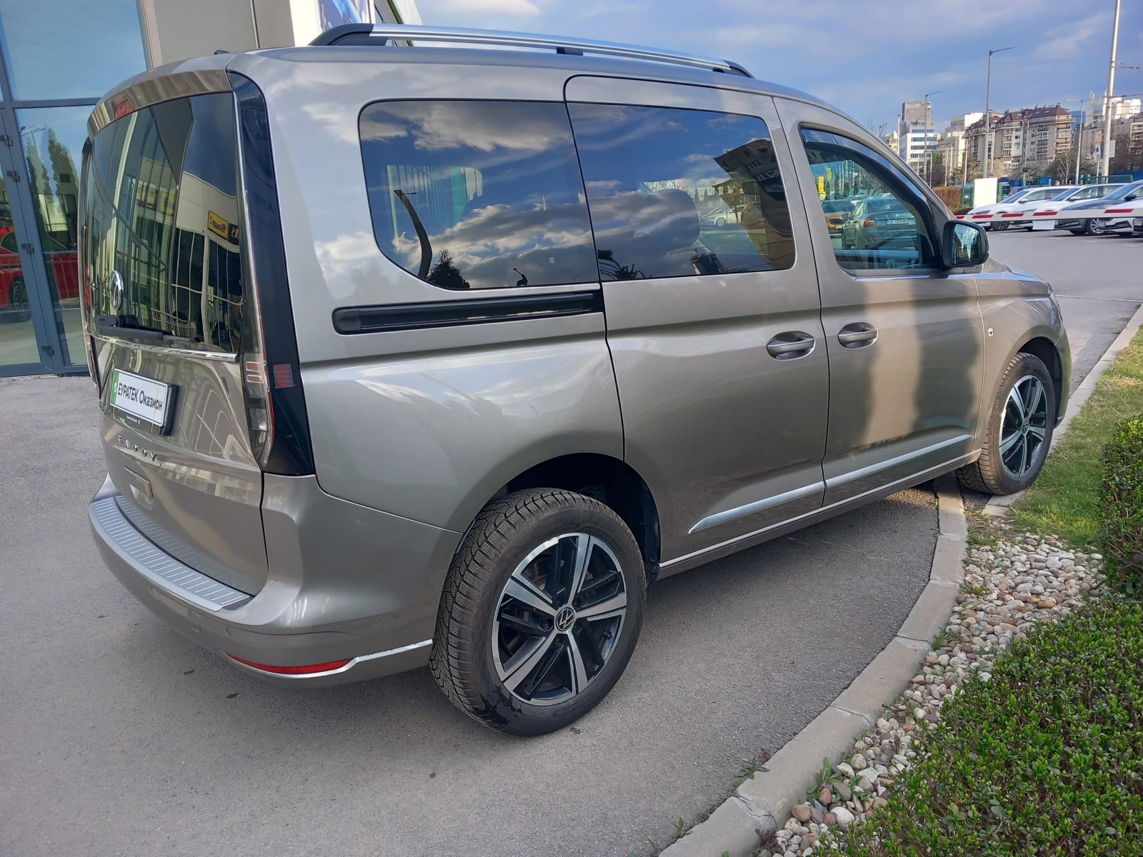 VW Caddy 2.0 TDI/7DSG, снимка 3 - Автомобили и джипове - 53988600