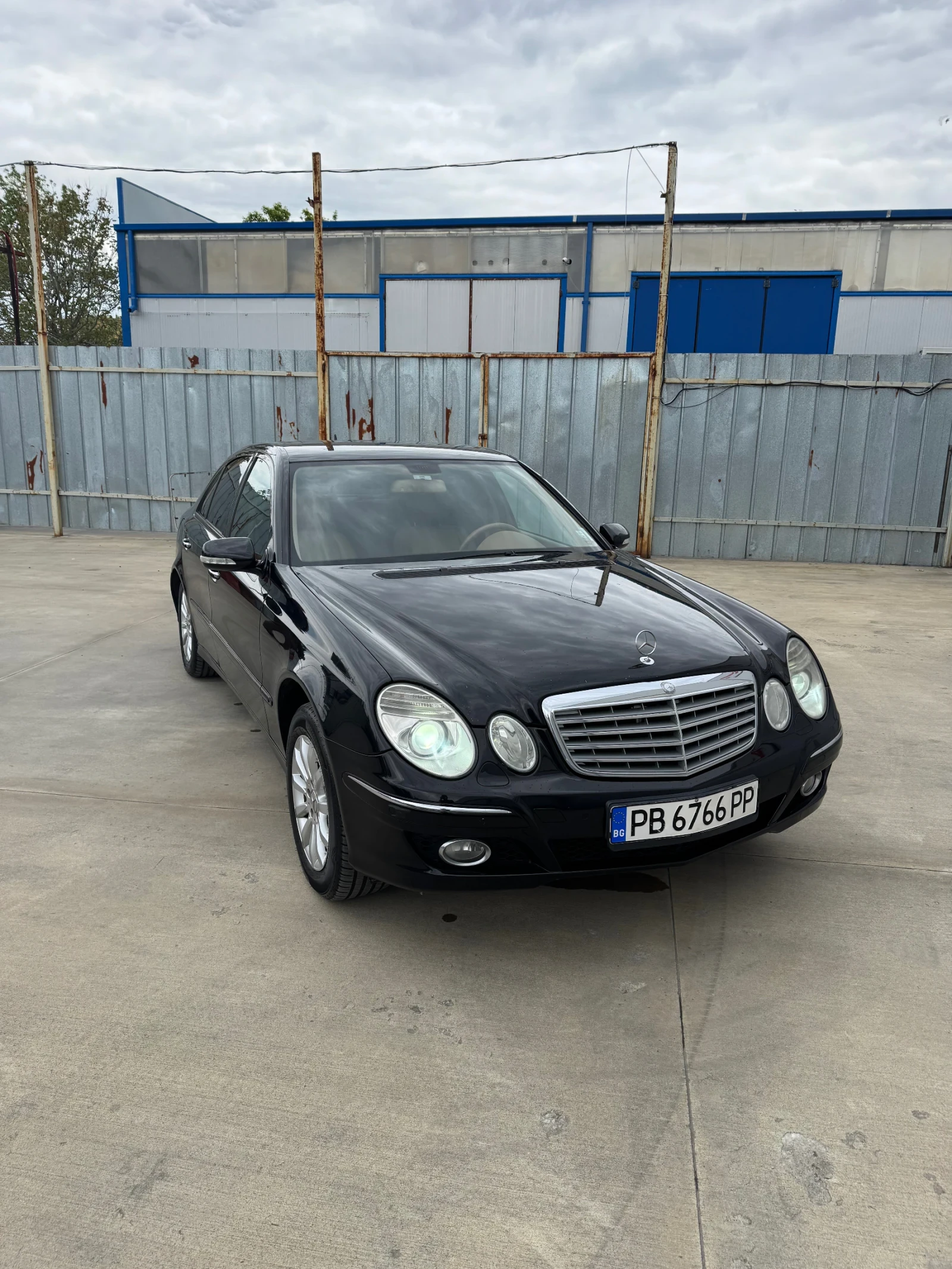 Mercedes-Benz E 280