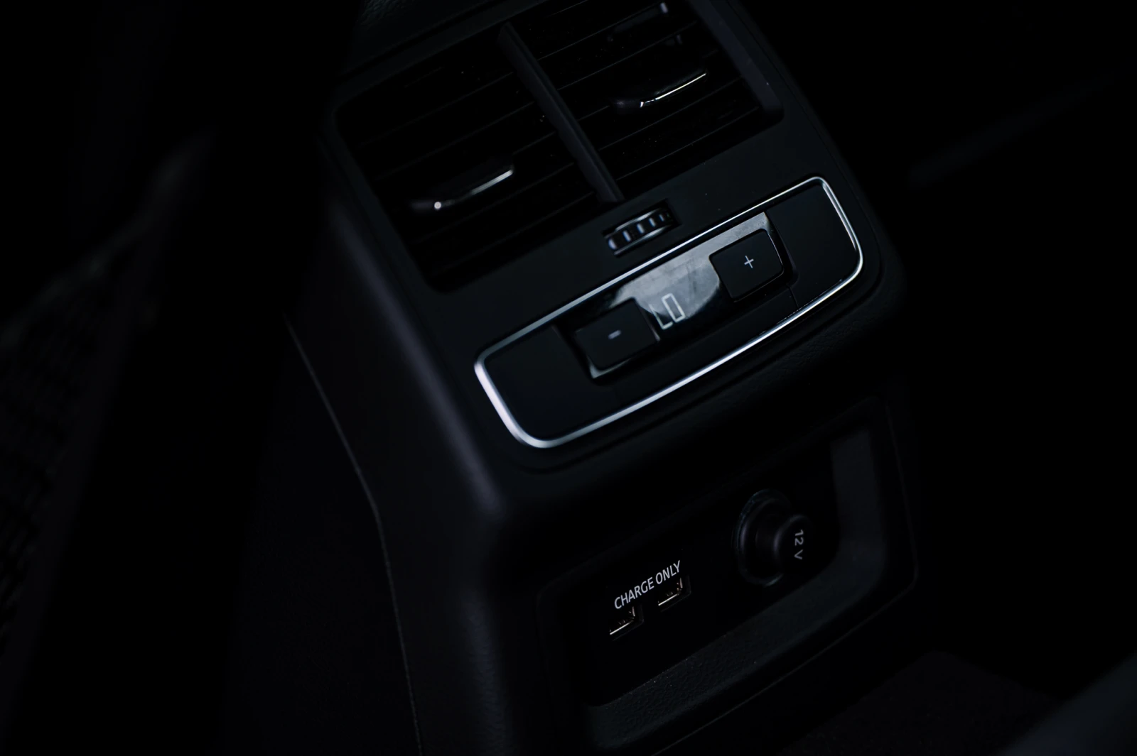 Audi A5 45 TFSI 265 кс Quattro Premium Plus B&O, снимка 13 - Автомобили и джипове - 54655864