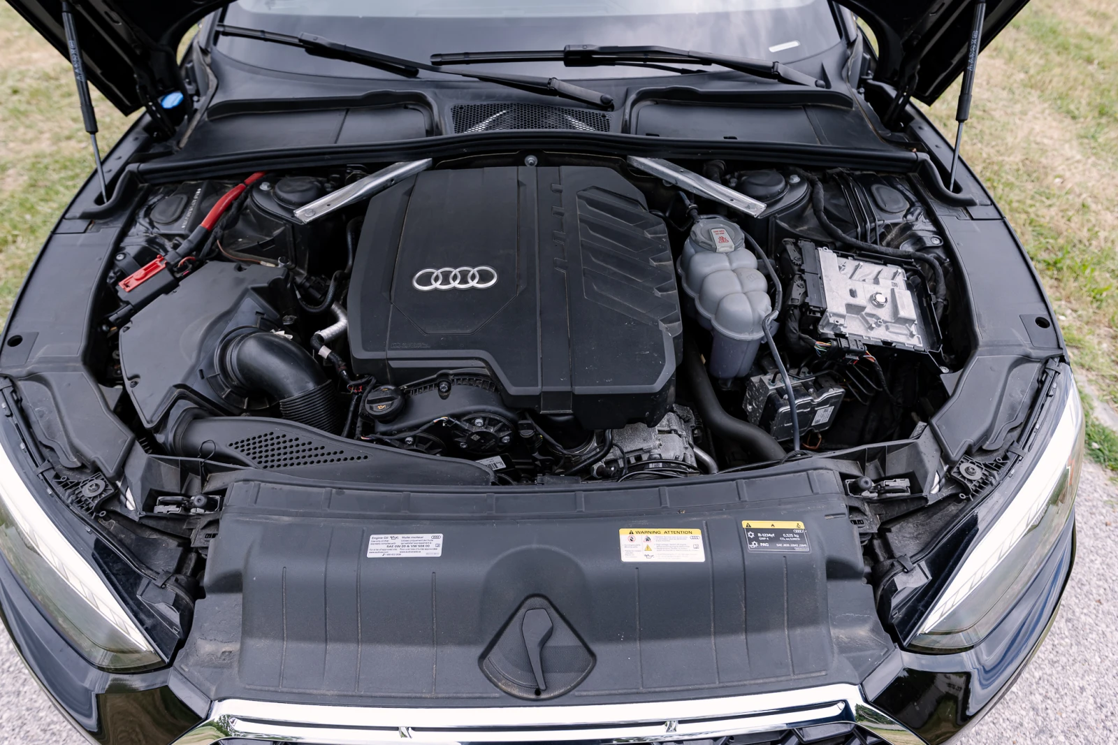 Audi A5 45 TFSI 265 кс Quattro Premium Plus B&O, снимка 17 - Автомобили и джипове - 54655864