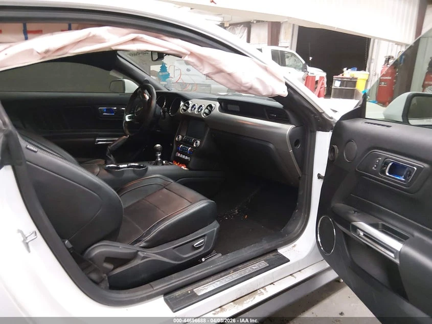 Ford Mustang 5.0l Gt Premium, снимка 5 - Автомобили и джипове - 54655740