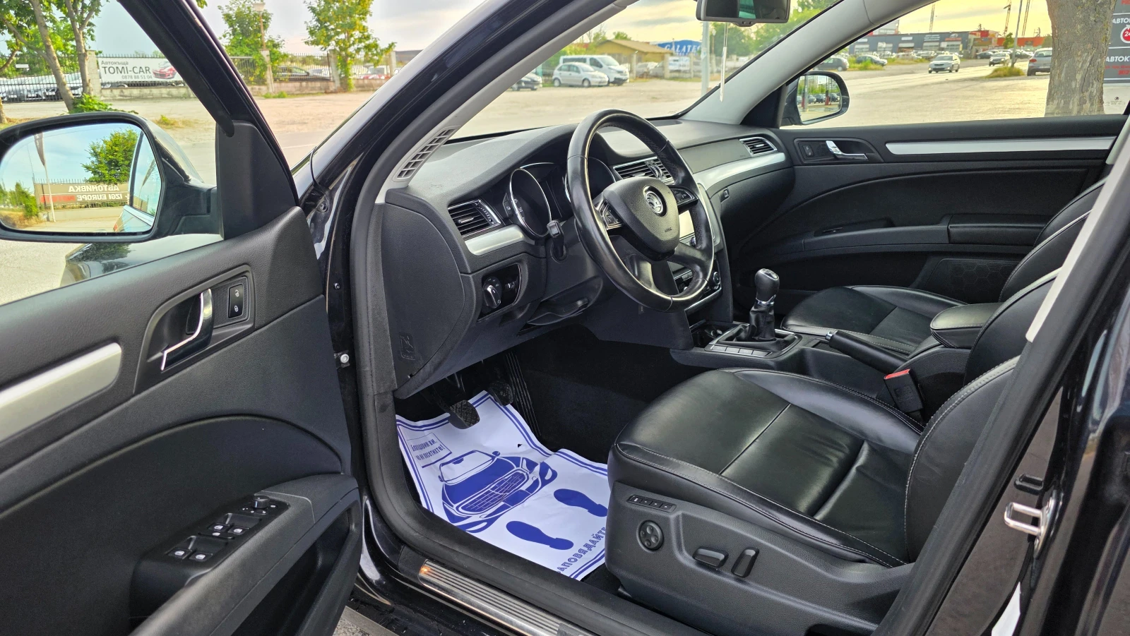 Skoda Superb KATO ЧИСТО НОВ, снимка 6 - Автомобили и джипове - 55017128