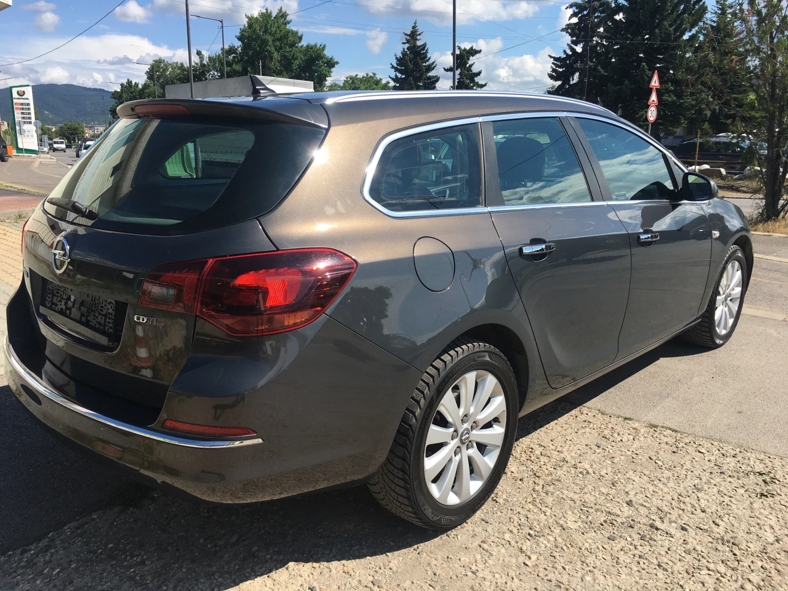 Opel Astra 1.7CDTI 130k.c. , снимка 2 - Автомобили и джипове - 55038602
