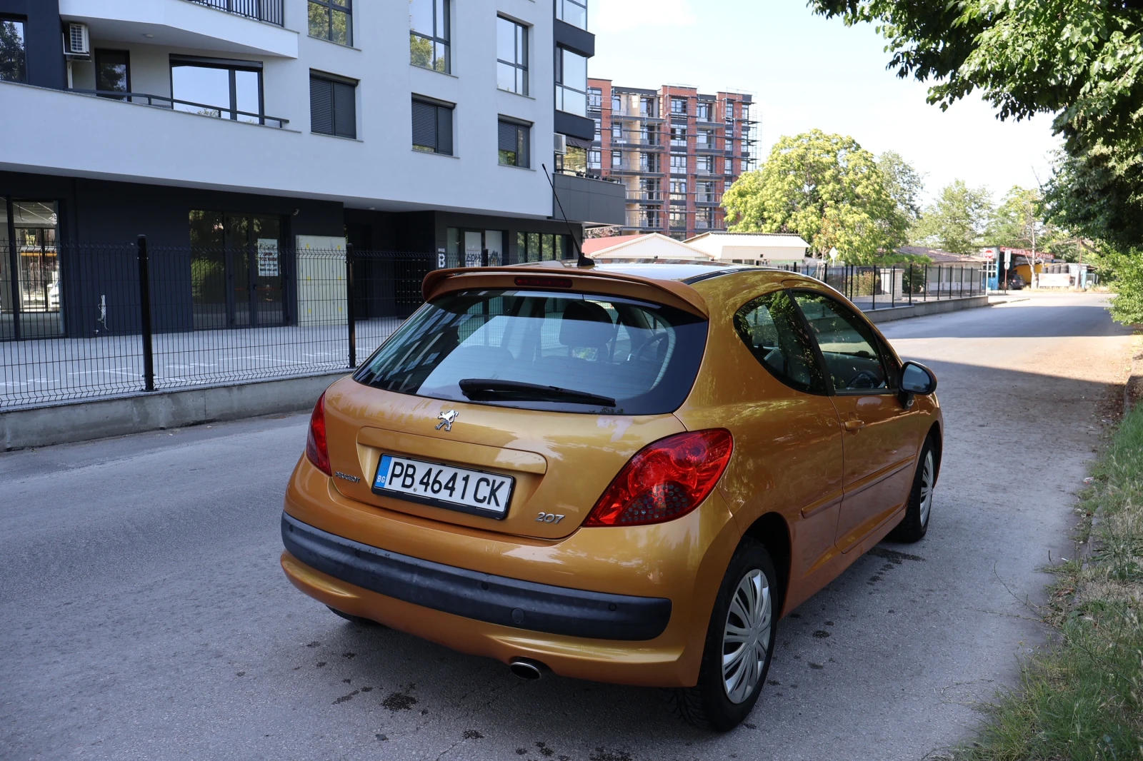Peugeot 207, снимка 2 - Автомобили и джипове - 55277506