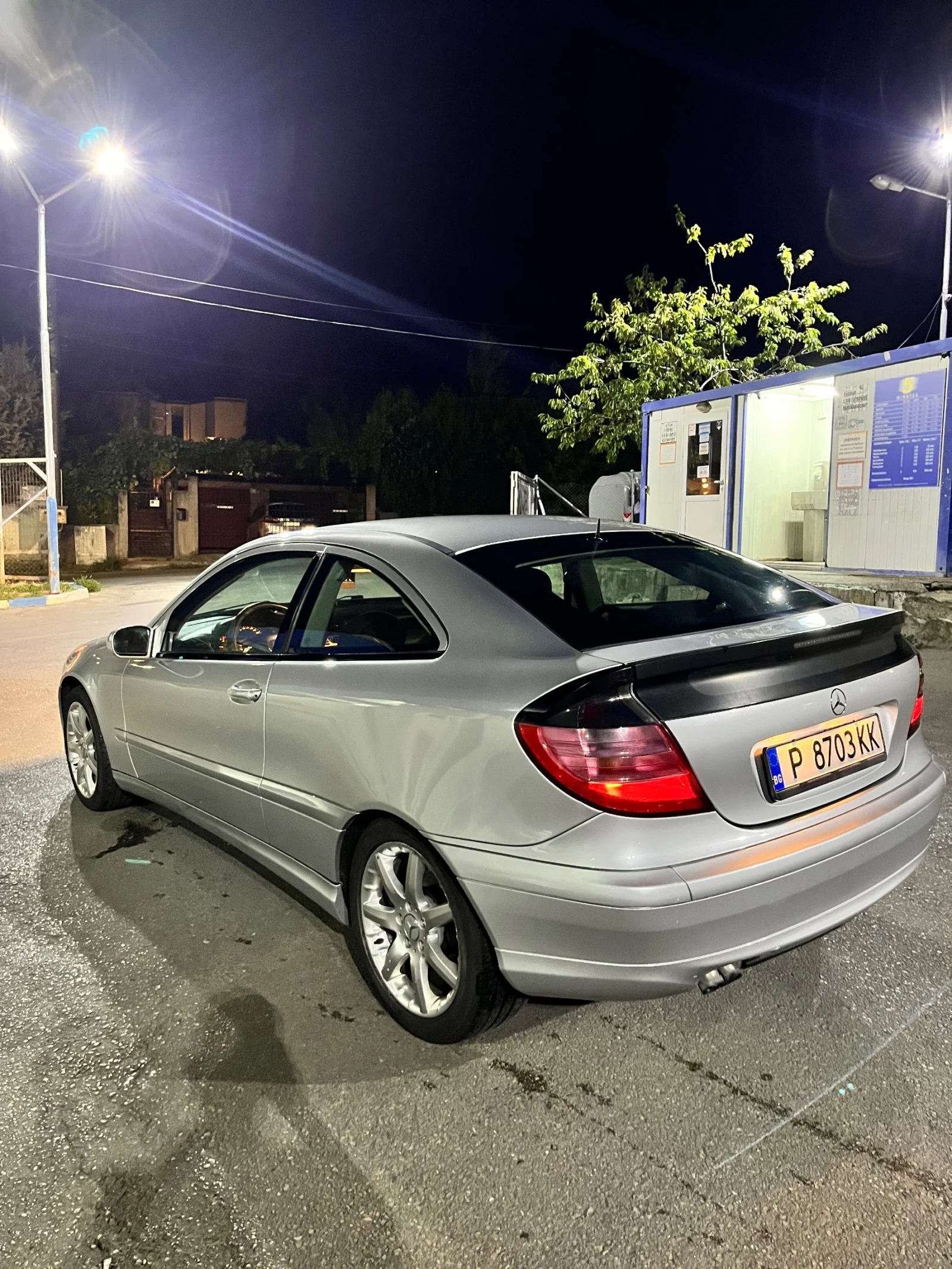 Mercedes-Benz C 220, снимка 4 - Автомобили и джипове - 55581699