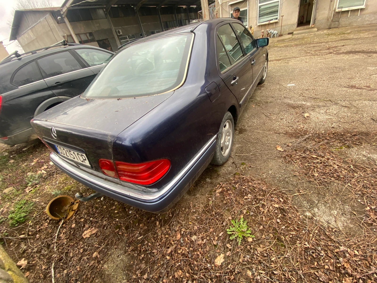 Mercedes-Benz E 200, снимка 5 - Автомобили и джипове - 55660342