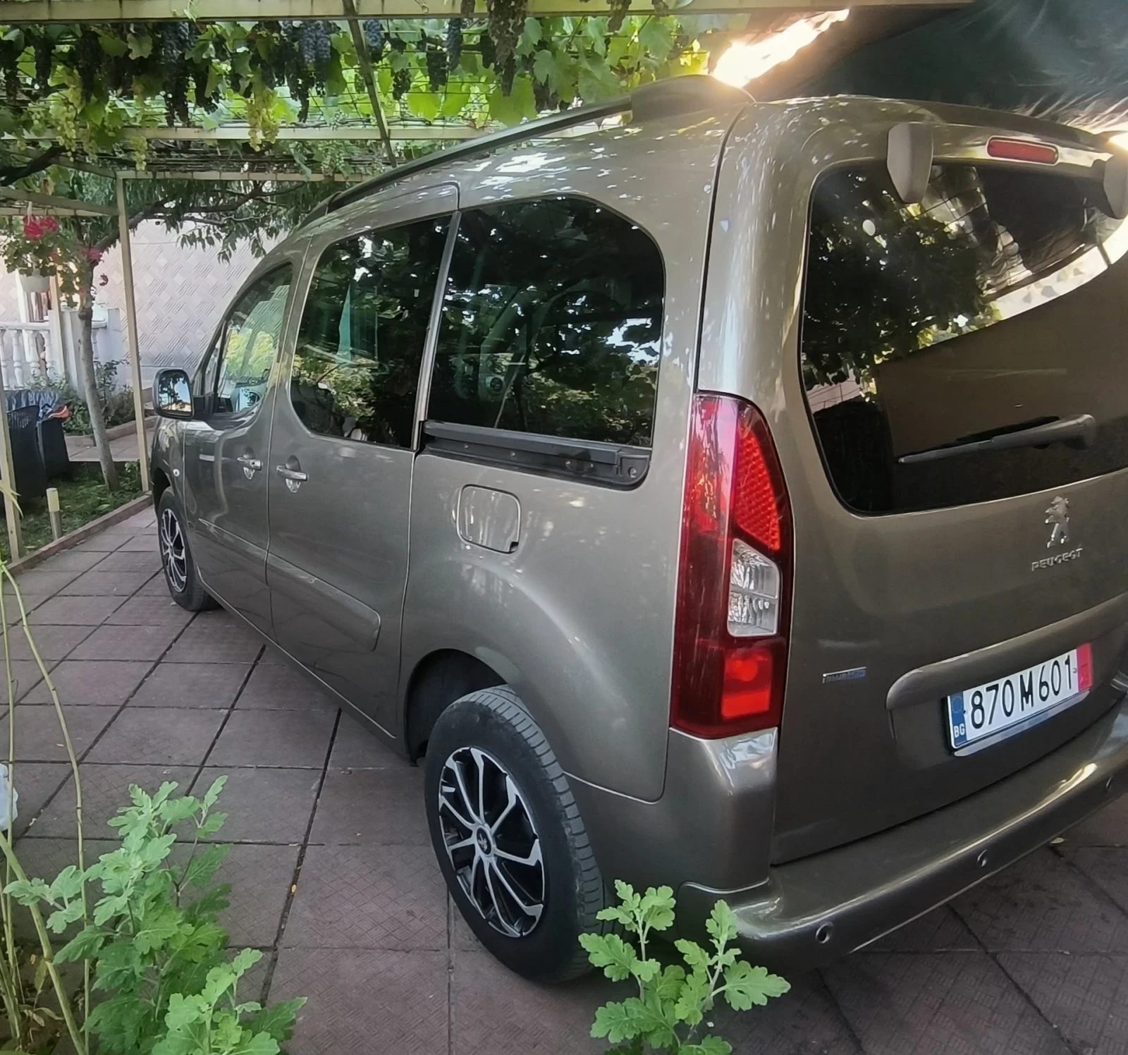 Peugeot Partner Outdoor BlueHDi 6 СКОРОСТИ, снимка 5 - Автомобили и джипове - 55667250