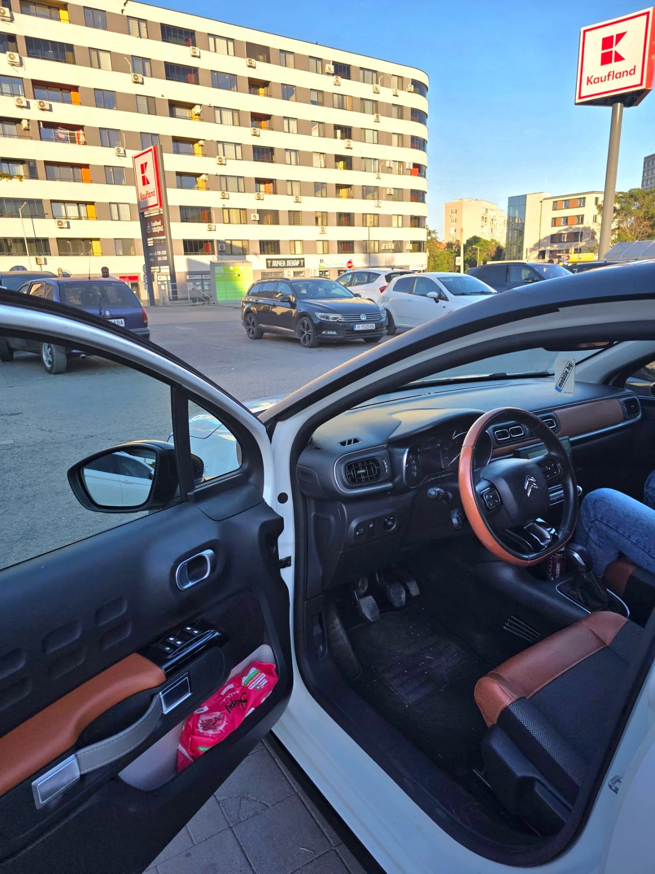 Citroen C3 Pure Tech, снимка 6 - Автомобили и джипове - 55989069