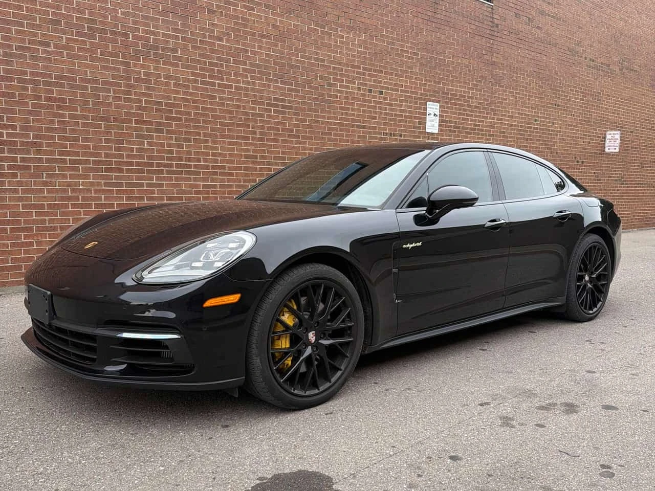 Porsche Panamera  4 E Hybrid / HUD / Matrix / Bose / Carfax